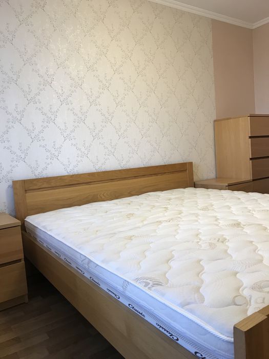 Продам 5- комнатную квартиру.