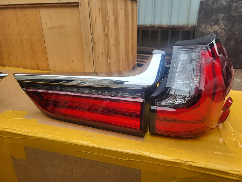 Фонари на Lexus LX 570