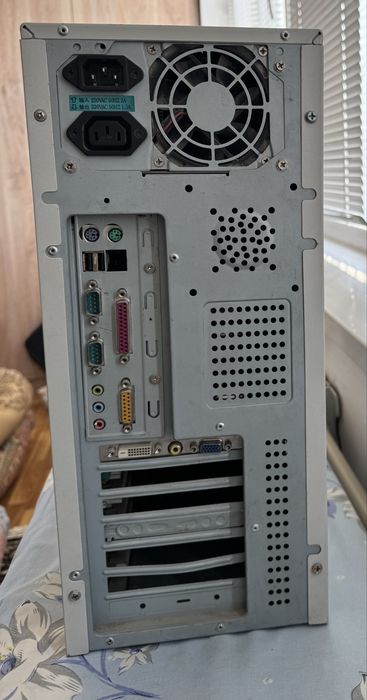 Системный блок компьютера