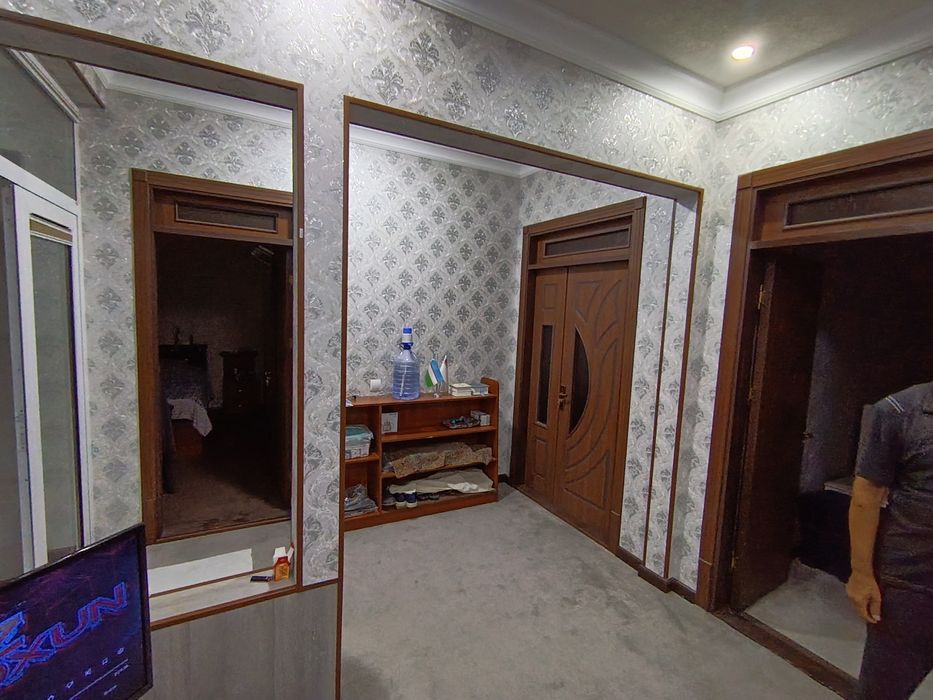 Tayyor uchaska sotiladi yevro remont 4 xona 3.2 sotix