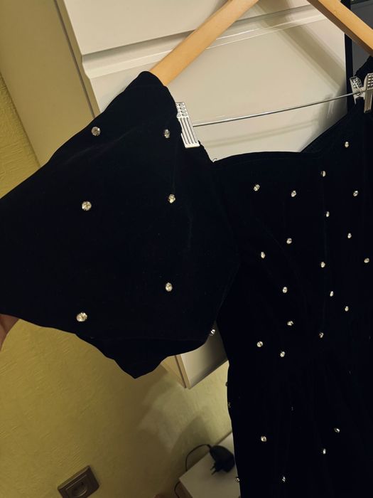 Продаю вечернее бархатное платье!