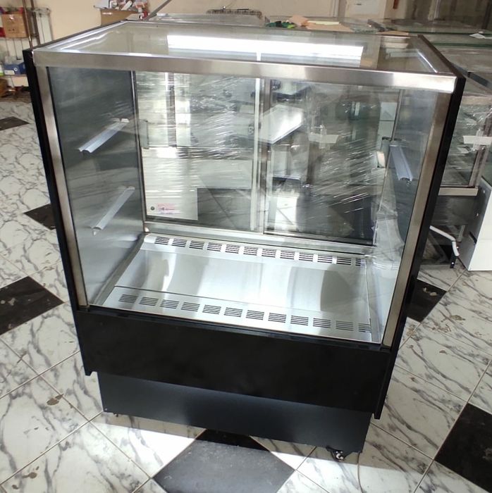 Кондитерский холодильник, витринный холодильник