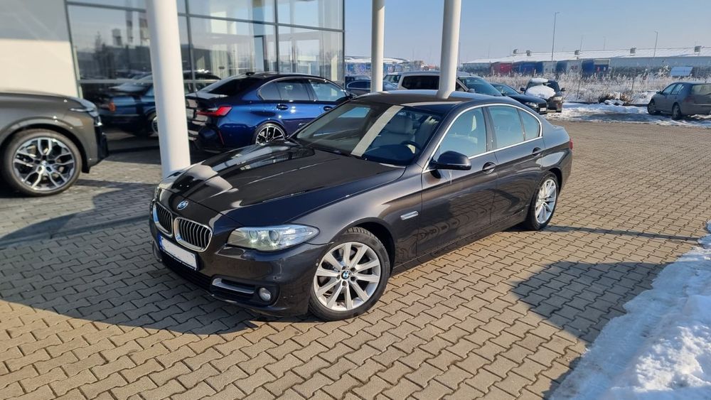 BMW Seria 5 BMW Seria 5 520d xDrive AT Sedan