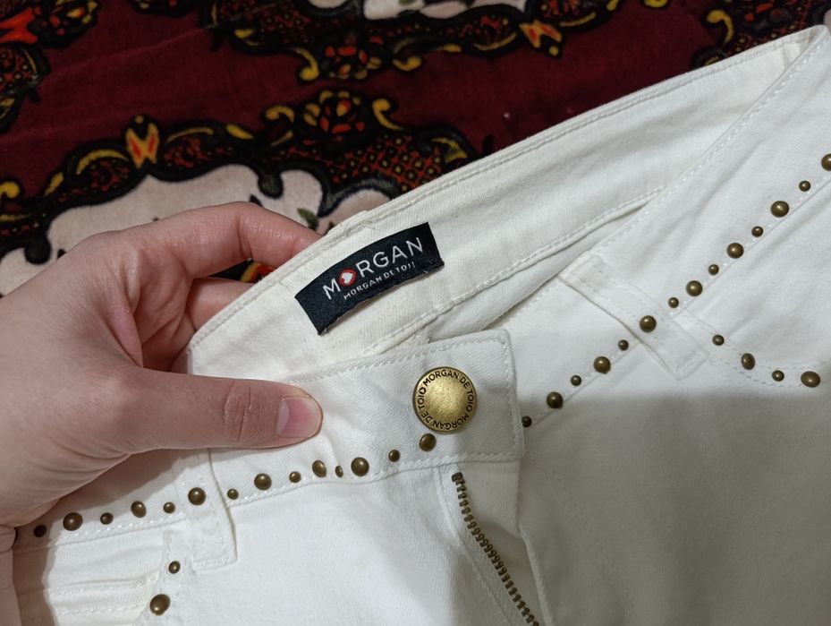 Белые джинсы от Morgan