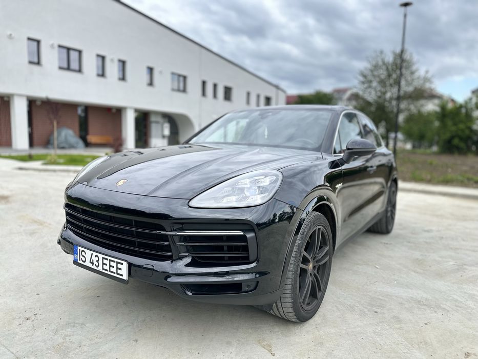PORSCHE Cayenne 2018