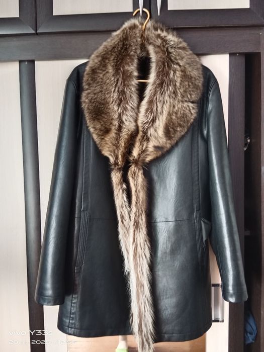 Продам две куртки