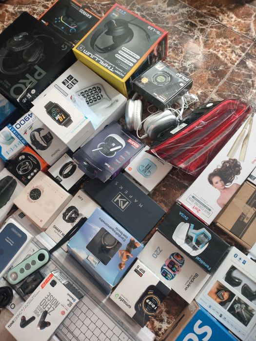 Lot electronice si gadgeturi
