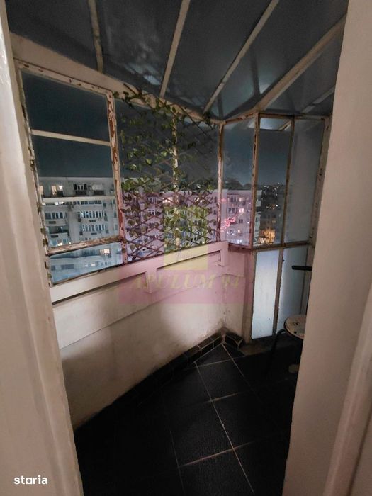 Apartament de 2 camere bd Decebal stradal