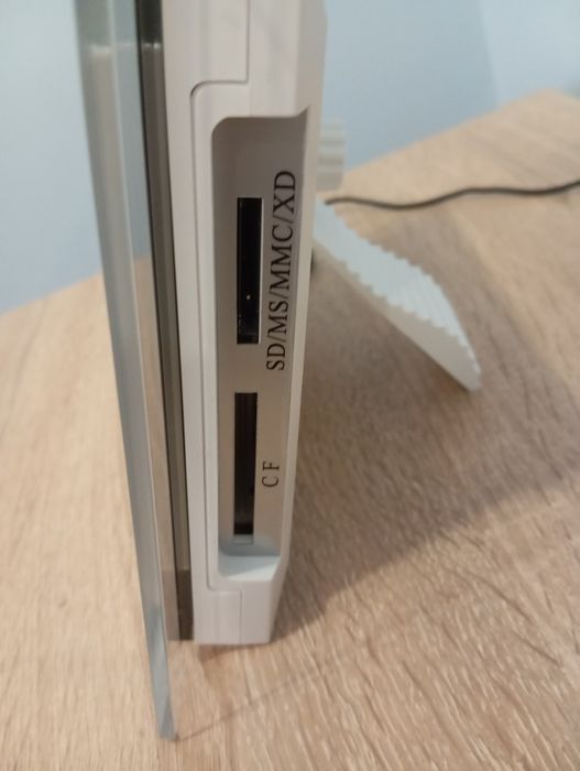 Фото рамка с Bluetooth