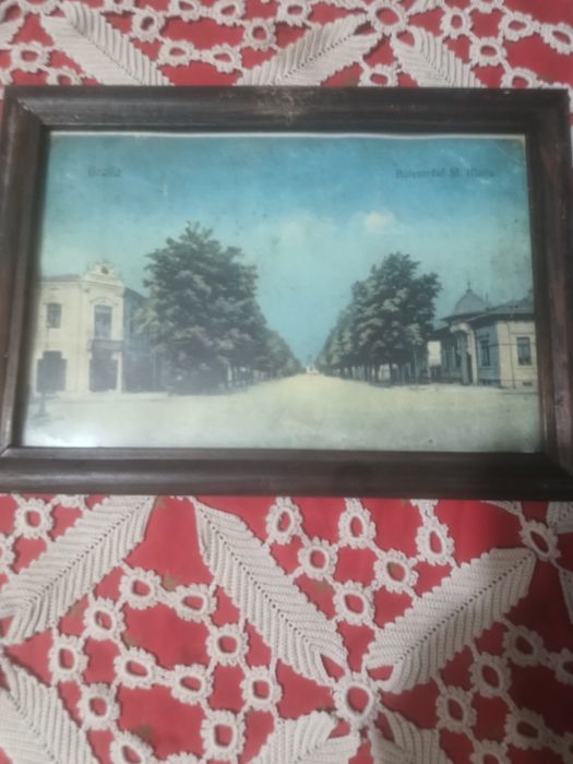 Tablouri inramate cu locuri vechi din Braila