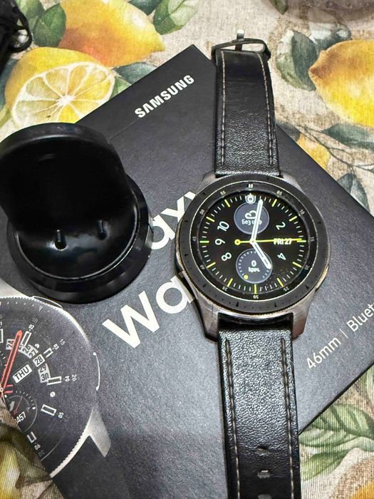 Часовник samsung