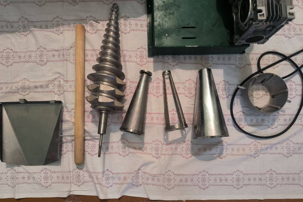 Sharbat chiqargich/Sok aparat/Сок аппарат