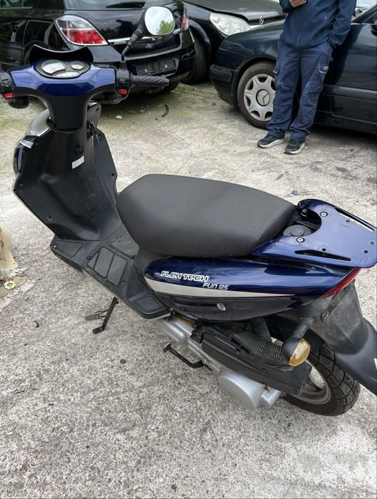 Скутер Flex Tech Fun 125