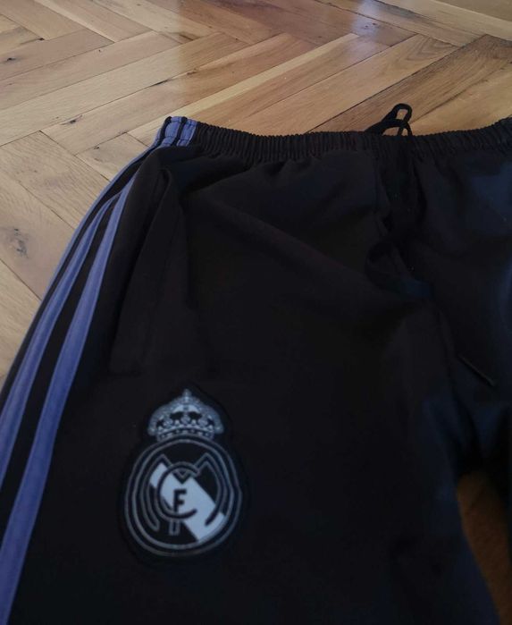 Оригинални мъжки долнища Адидас и Найк размер S