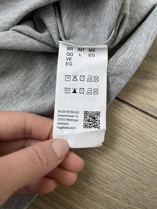 Tricou Hugo Boss, marime L , nou