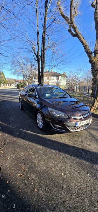 Opel Astra J 2014