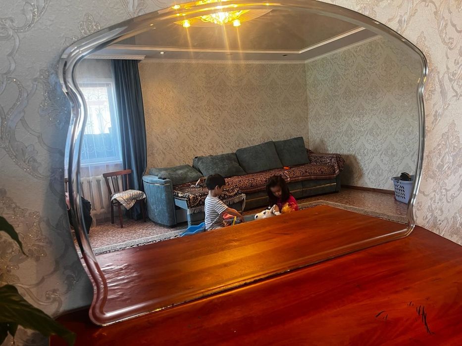 Продам большое зеркало