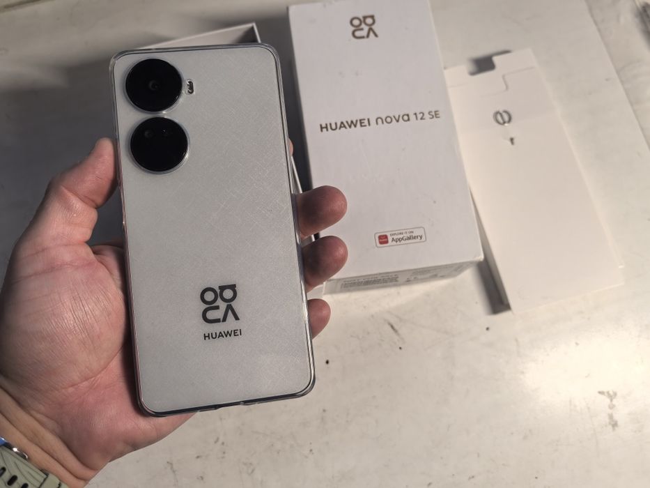 Huawei nova 12 se