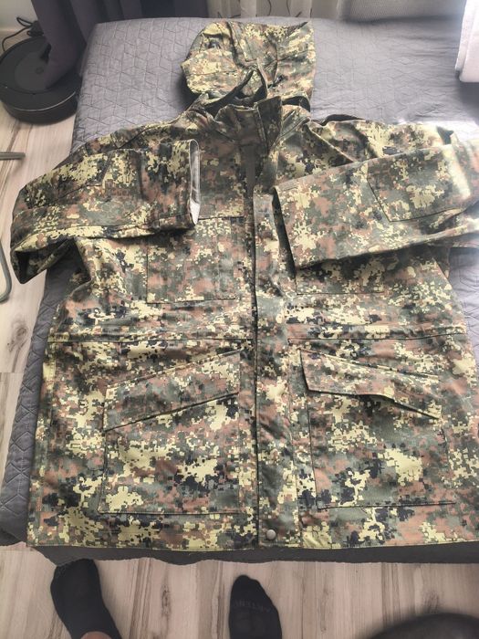 Продавам чисто нова кумофлажна шуба.5хл