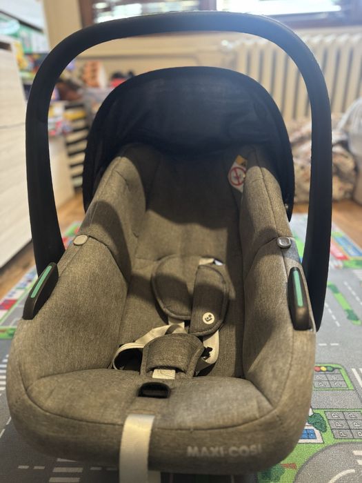 Maxi-Cosi Zelia S 3в1 + ISOFIX база – сива