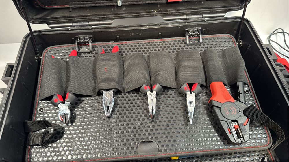 Wiha trusa electrice fluke cembre knipex wurth bosch makita dewalt