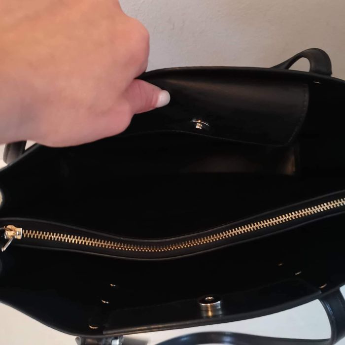 Дамска чанта Guess