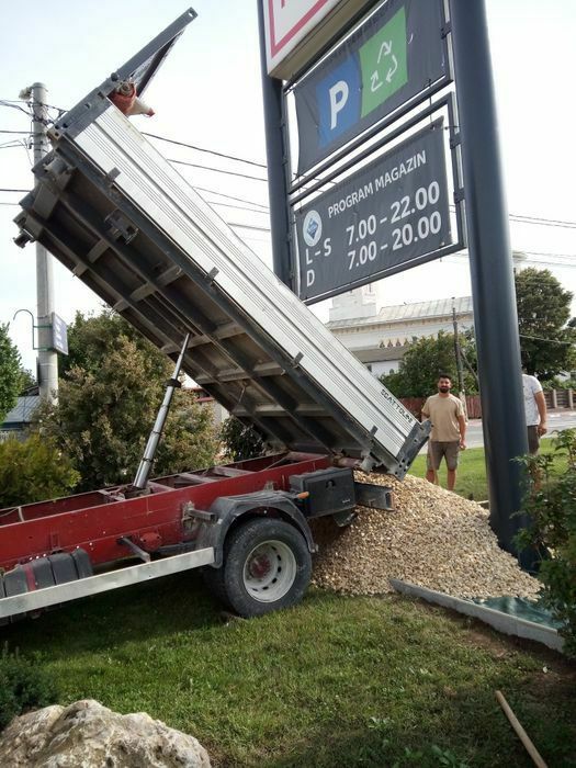 Piatra Alba vânătă, nisip pietriș pământ vegetal 5 t tot județul