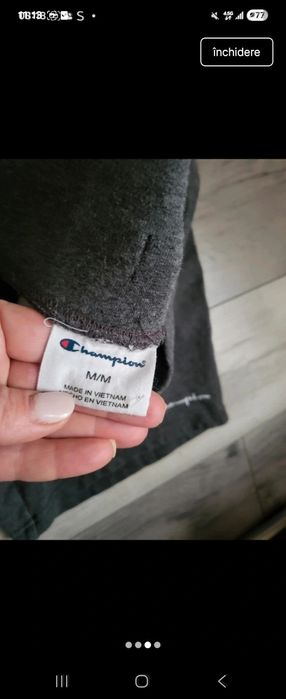 Vand pantaloni scurti