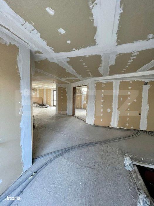 Spatiu comercial cu destinatii multiple, semifinisat, 227 mp, zona Sch