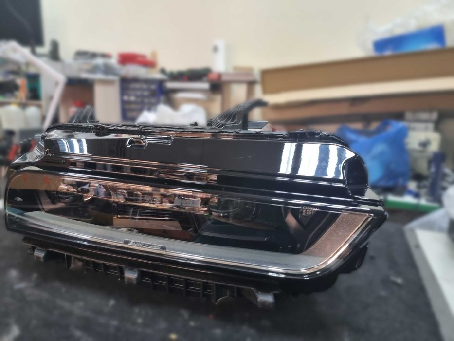 Десен фар BMW i7 G70 LED desen far бмв и7 г70