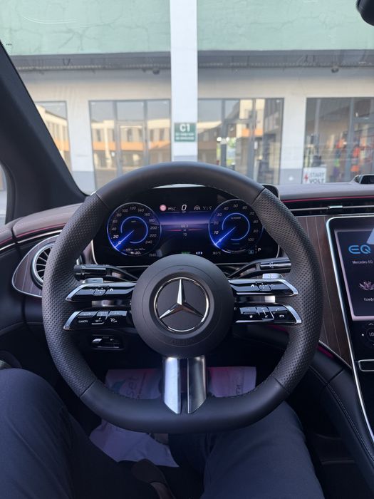 Mercedes Benz Eqe 500 4matic awd 2025год. Седан 681км запас хода Новая