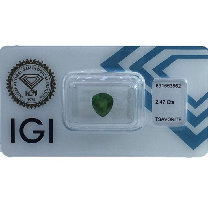 Цаворит със сертификат IGI