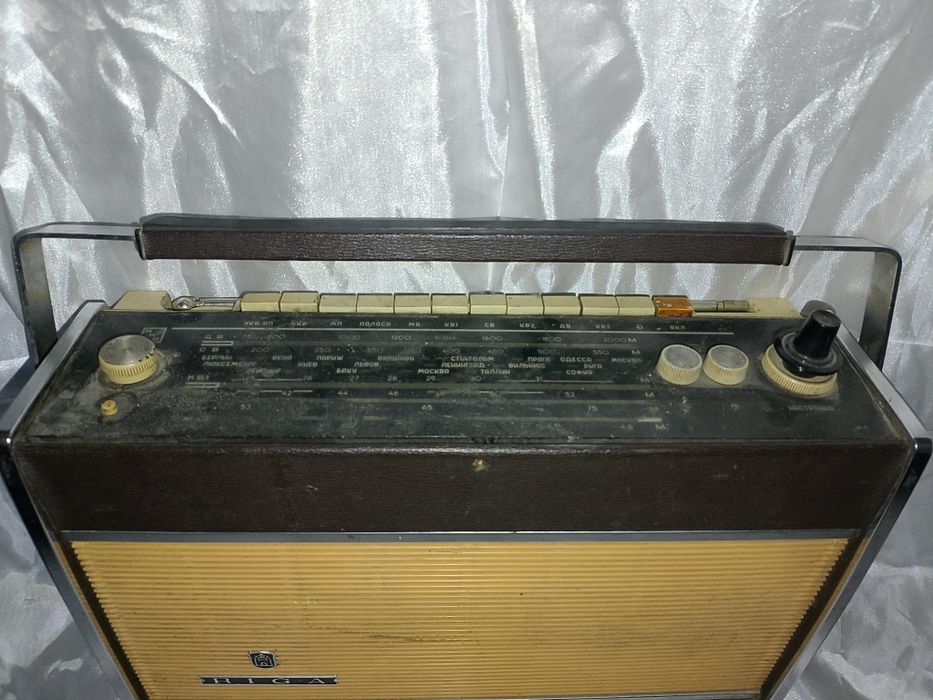 Редкий радиоприемник RIGA