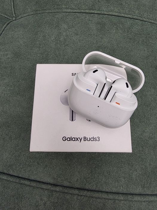 наушники Samsung Buds3