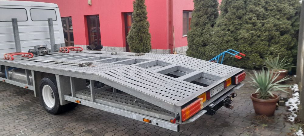 Camion platforma transport autoturisme Mercedes Vario 814