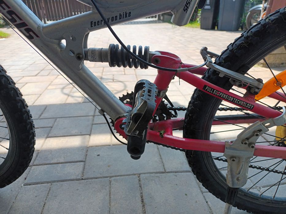 Bicicleta Genesis 24" Full suspension