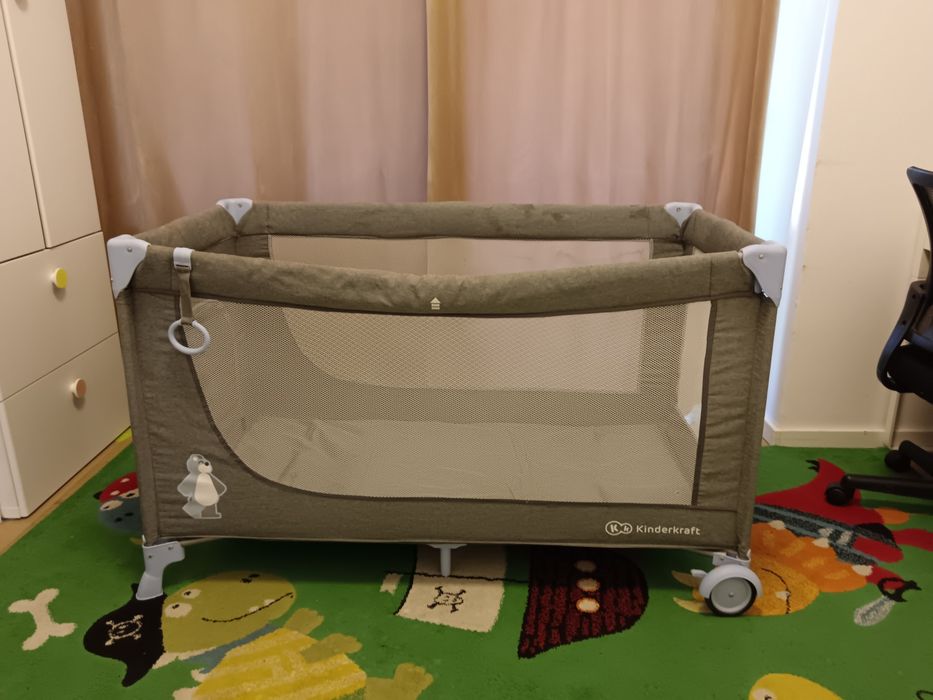 Pat pliant Kinderkraft pentru copii – stare foarte bună + saltea cocos  inclusă