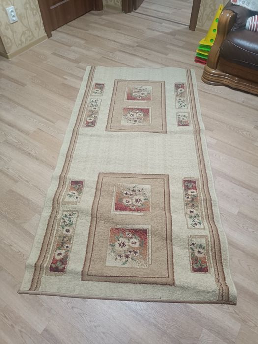 Продам ковры б/у