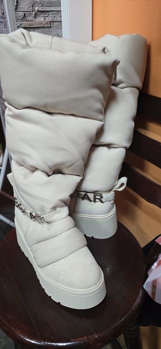 Зимни светли  боти