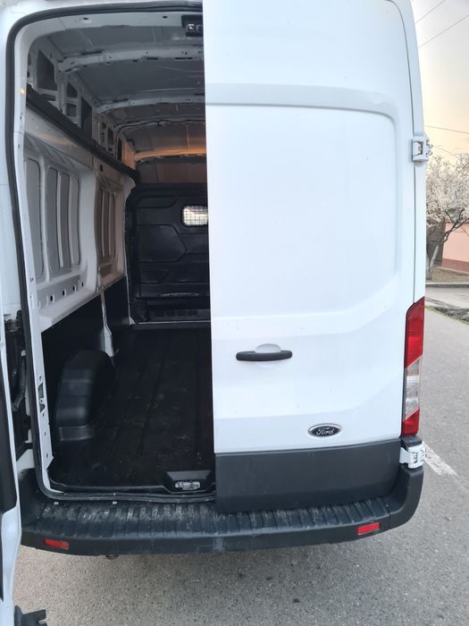 Mocheta   podea ford transit, costum