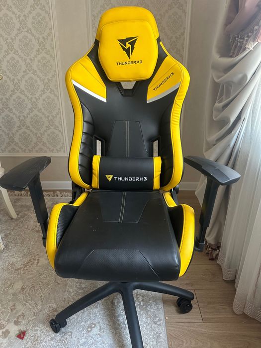 Игровое кресло продам