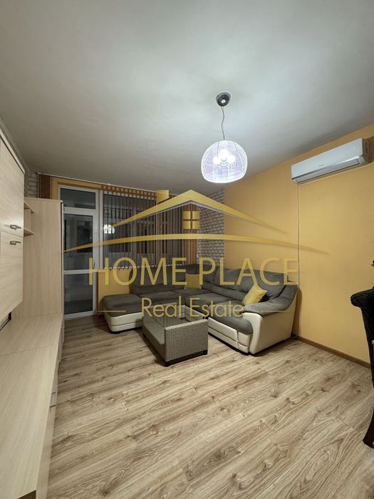 Дава се под наем Тристаен апартамент в Варна, Център - 64 кв.м за 548.25 € - Снимка #1