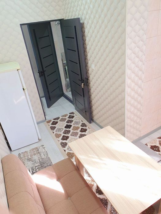 2-комнатная высокоп-ка. С ремонтом с мебелью техникой. Всё раздельный.