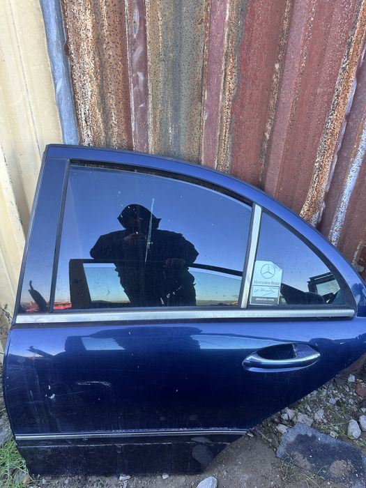 Задна лява врата за Mercedes W203 седан – оригинална