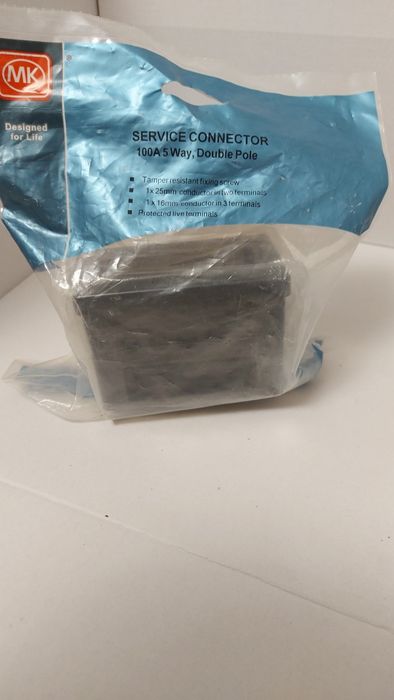 Bloc de distributie electric  100 amperi 5 căi NOU!