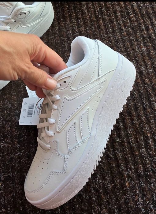 Adidasi Reebok, piele naturala, marimea 38