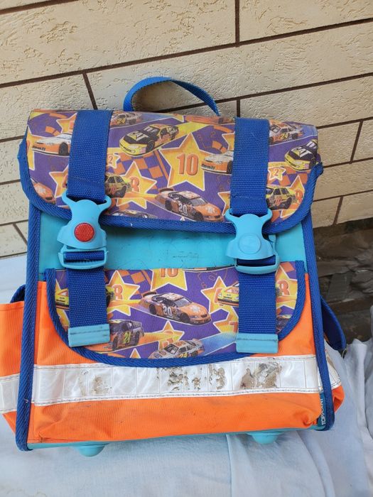 Рюкзак, портфель школьный