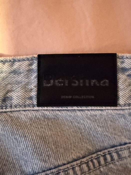 Дънки на бершка