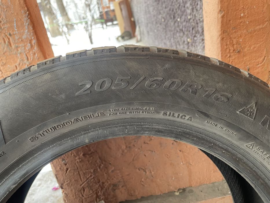 Шины зимние.
