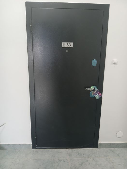 Дверь входная металлическая